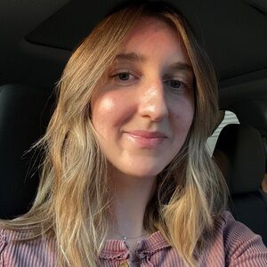 Meet your Posher, Kayla